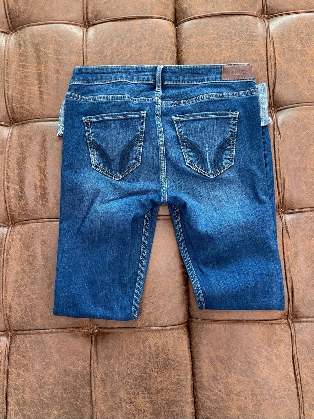 Hollister Distressed Low Rise Skinny Crop Jeans Size 1R - Picture 8 of 8